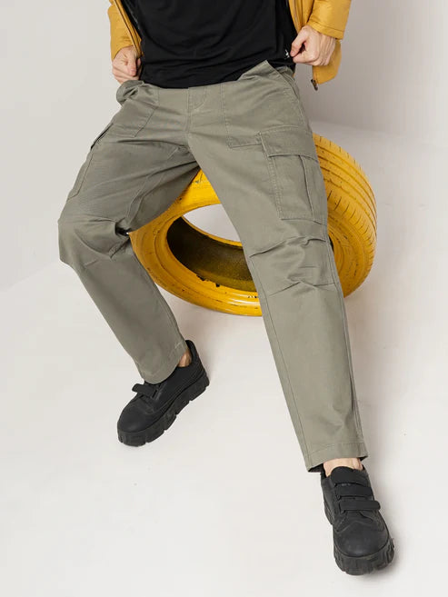 Celio* Cotton Straight Fit Olive Trousers