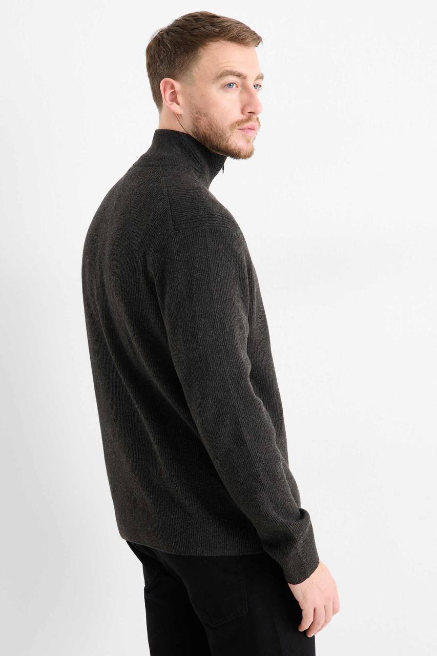 C&A Quarter Zipper Sweatshirt