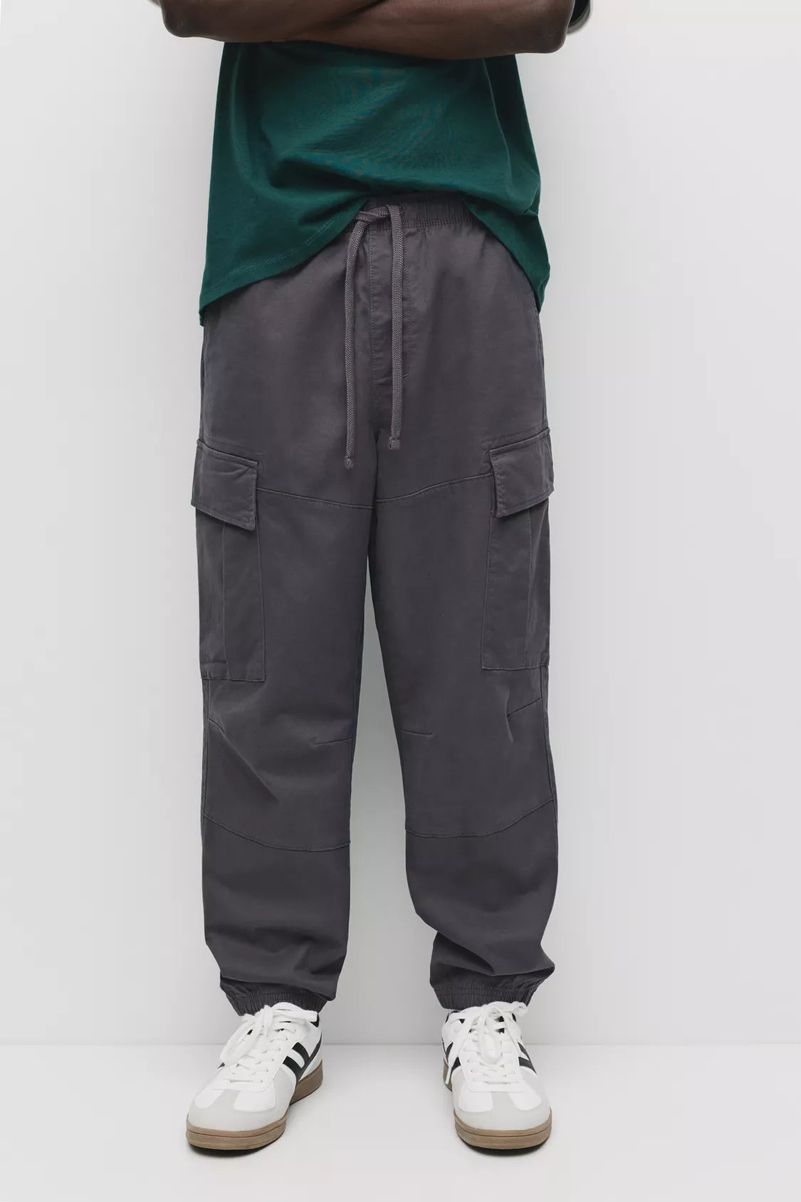 Pull&Bear Cargo Joggers (Anthracite Grey)