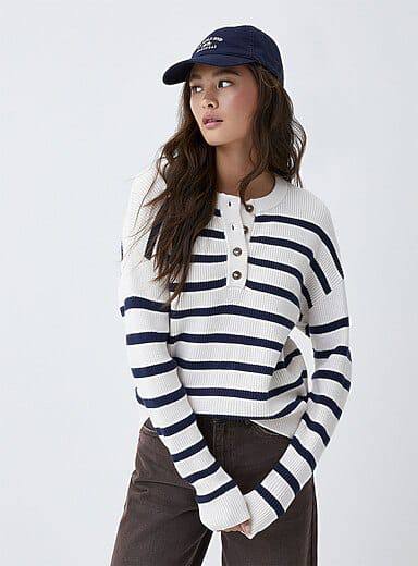 Beloved Crewneck Sweater Women
