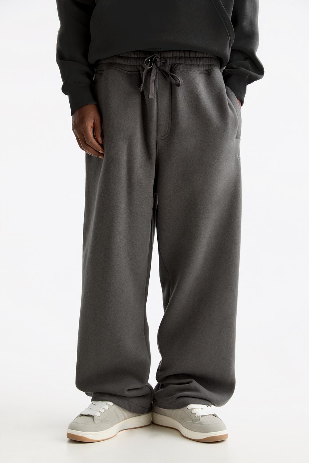 Pull&Bear wide leg sweatpants