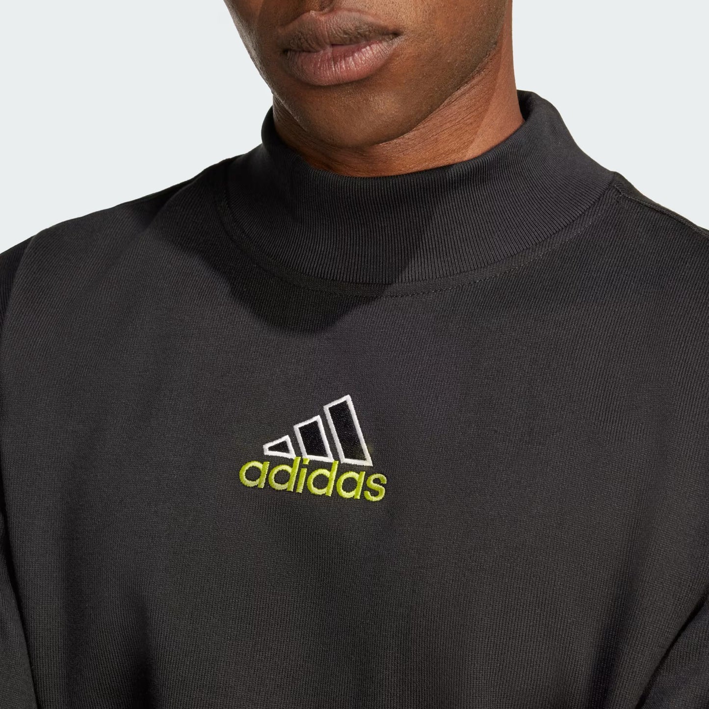 Adidas crewneck sweatshirt