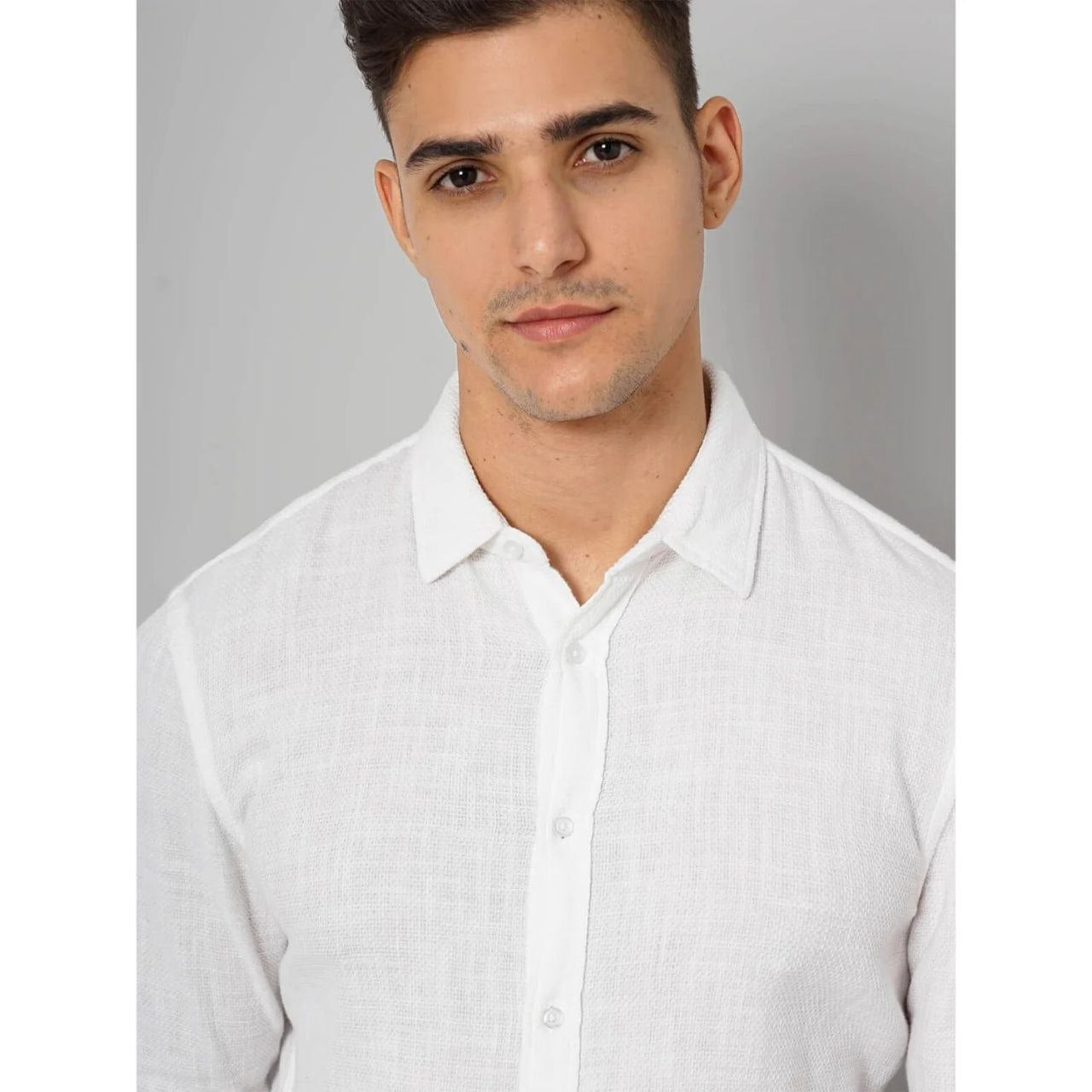 Celio* Solid Slim Fit Cotton White Shirt